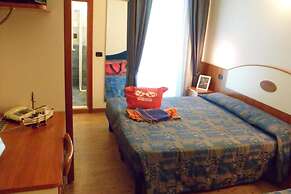 New Bristol Sport & Domus Mea Hotel