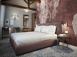 Ai Due Fanali (Adults Only)