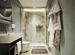 Ai Due Fanali (Adults Only)