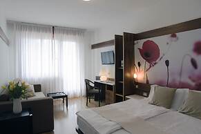 Hotel Du Lac - Relax Attitude Hotel