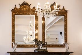 The Grant Arms Hotel