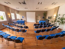 The Grant Arms Hotel