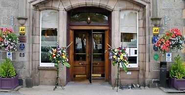 The Grant Arms Hotel