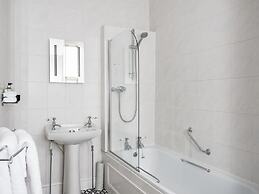 The Grant Arms Hotel