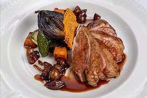 The Grant Arms Hotel