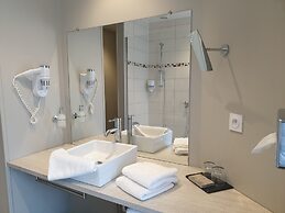 Hotel Le Lion d'Or et restaurant la Table du Lion