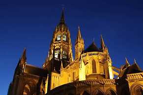 Hotel Le Lion d'Or et restaurant la Table du Lion