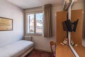 Ours Blanc - Place Victor Hugo