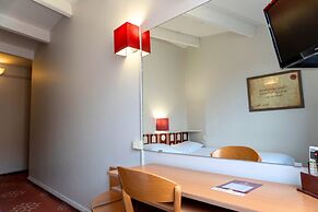 Ours Blanc - Place Victor Hugo