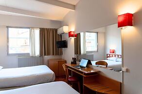 Ours Blanc - Place Victor Hugo