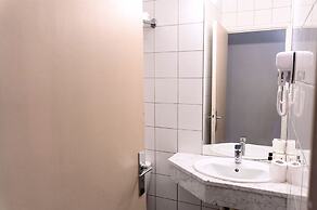 Ours Blanc - Place Victor Hugo