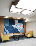 Holiday Inn Express & Suites Dallas Southwest-Cedar Hill by IHG