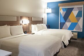 Holiday Inn Express & Suites Dallas Southwest-Cedar Hill by IHG