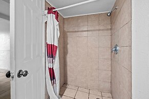 American Executive Inn