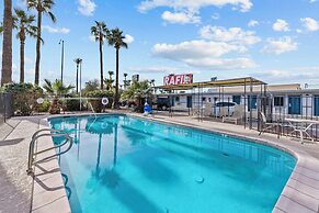 American Executive Inn