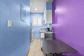 American Executive Inn