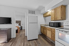 American Executive Inn