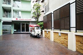 I Residence Hotel Sathorn