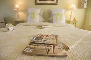 Savannah House Wine Country Inn & Cottages