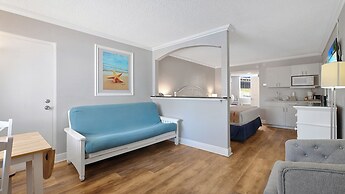 Pelican Pointe Clearwater Beach Hotel
