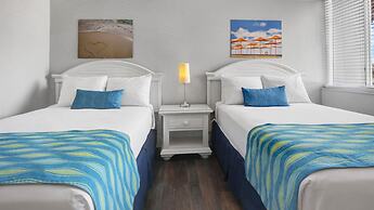 Pelican Pointe Clearwater Beach Hotel