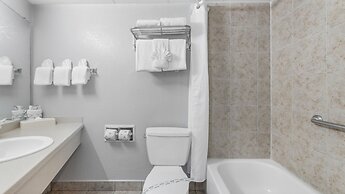 Pelican Pointe Clearwater Beach Hotel