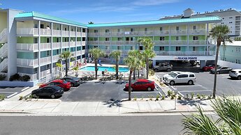 Pelican Pointe Hotel by Sunsational Beach Rentals