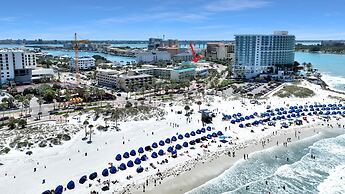 Pelican Pointe Clearwater Beach Hotel