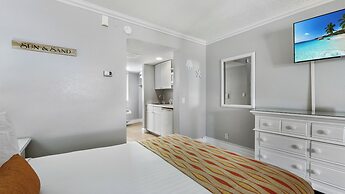 Pelican Pointe Clearwater Beach Hotel