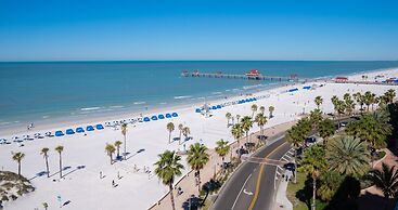 Pelican Pointe Clearwater Beach Hotel