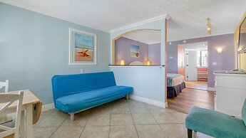 Pelican Pointe Clearwater Beach Hotel