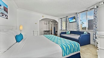 Pelican Pointe Clearwater Beach Hotel