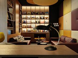 Holiday Inn Zurich - Messe by IHG