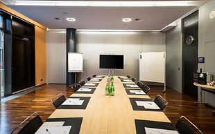 Holiday Inn Zurich - Messe by IHG