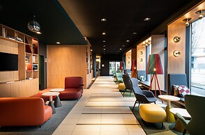 Holiday Inn Zurich - Messe by IHG