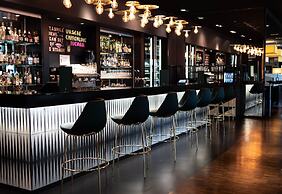 Holiday Inn Zurich - Messe by IHG
