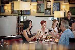 Holiday Inn Zurich - Messe by IHG