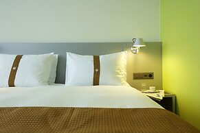 Holiday Inn Zurich - Messe by IHG