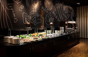 Holiday Inn Zurich - Messe by IHG