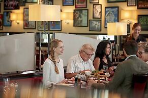 Holiday Inn Zurich - Messe by IHG