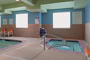 Holiday Inn Express Hotel & Suites NEWPORT by IHG