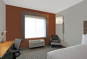 Holiday Inn Express Hotel & Suites NEWPORT by IHG