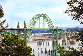 Holiday Inn Express Hotel & Suites NEWPORT by IHG