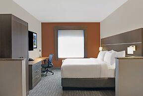 Holiday Inn Express Hotel & Suites NEWPORT by IHG