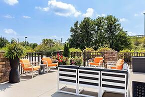 Hampton Inn & Suites Canton