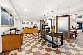 Hampton Inn & Suites Canton