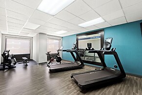 Hampton Inn & Suites Canton