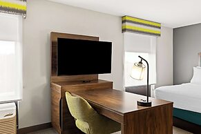 Hampton Inn & Suites Canton