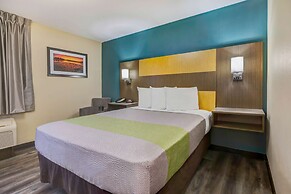 Studio 6 Lenexa, KS - Overland Park