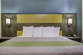 Studio 6 Lenexa, KS - Overland Park